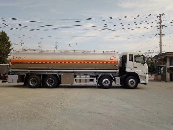 東風(fēng)油罐車價格及江蘇油罐車廠家選擇指南