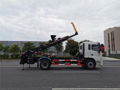 國六新款陜汽10噸背罐車 高效運輸的專業解決方案